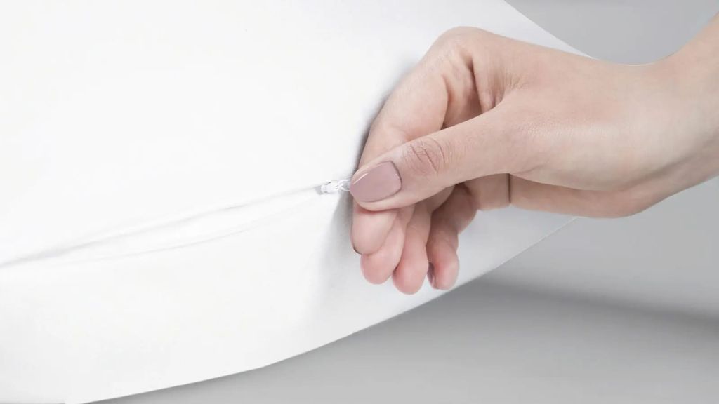 protect-a-pillow-simple_4.jpg